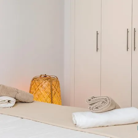 Newly Built 2-bdrm In Le Mirage * Εστεπόνα