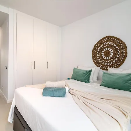 Newly Built 2-bdrm In Le Mirage Διαμέρισμα