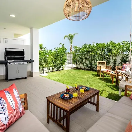 Newly Built 2-bdrm In Le Mirage * Εστεπόνα