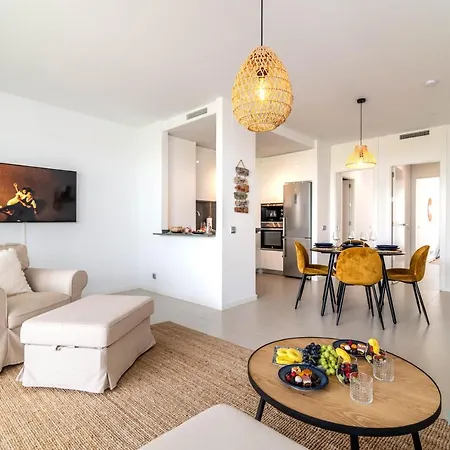 Διαμέρισμα Newly Built 2-bdrm In Le Mirage *
