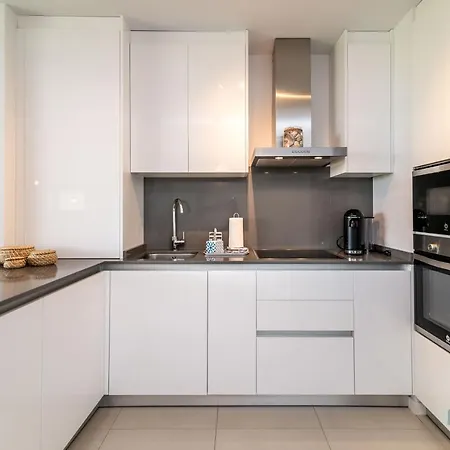 Newly Built 2-bdrm In Le Mirage *